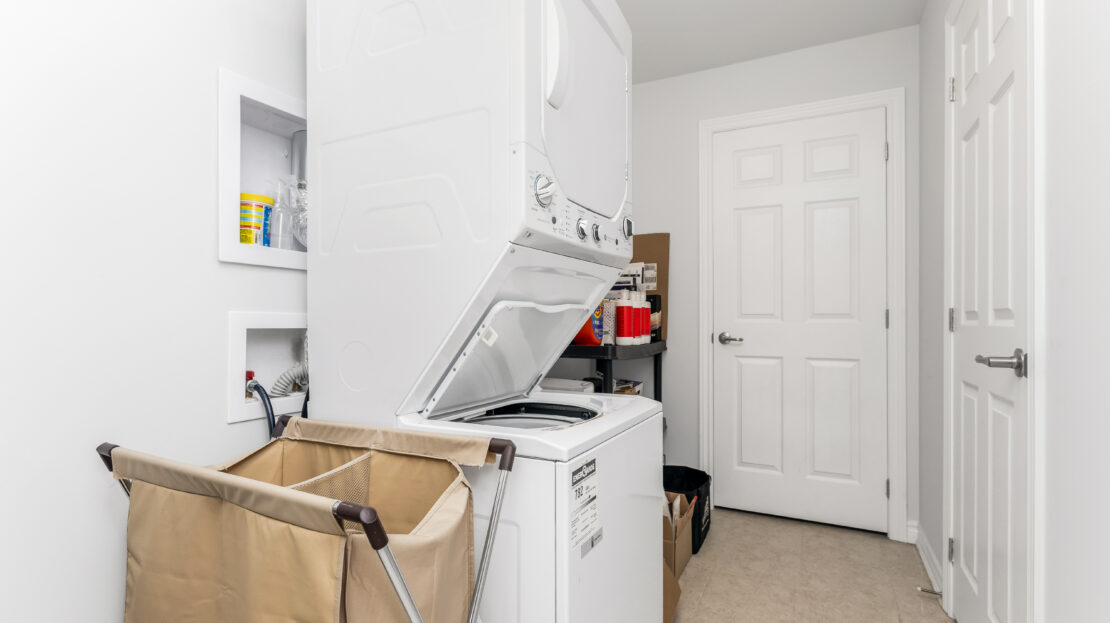 Laundry Room in Stittsville Single Family House For Sale