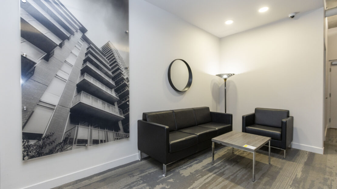 Open common space with seating in Byward Market condo