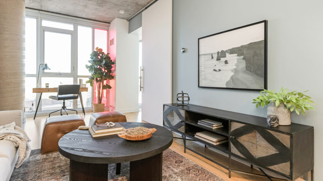 Spacious living area with modern finishes