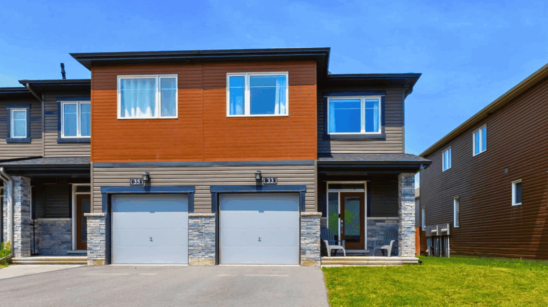 End-unit townhouse at 33 Damselfish Walk with private yard and modern interior